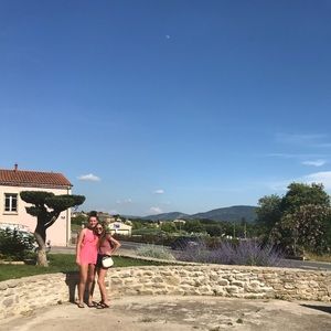 Meet your Posher, Cara